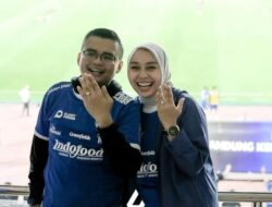 Anak Dedi Mulyadi Lamar Wabup Garut Putri Karlina di Stadion GBLA saat Pertandingan Persib