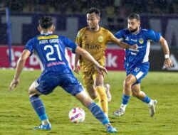 Heboh! Pelatih Eropa Jadi Buruan Klub Baru Liga 1, Persebaya Surabaya Tak Kalah Gemas